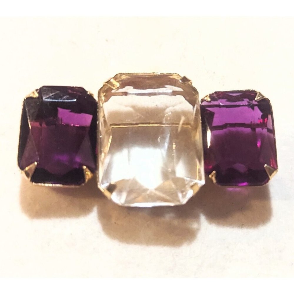 Avon Vintage 80s Purple Faceted Rhinestone Gold Tone Lapel Pin Brooch 2"